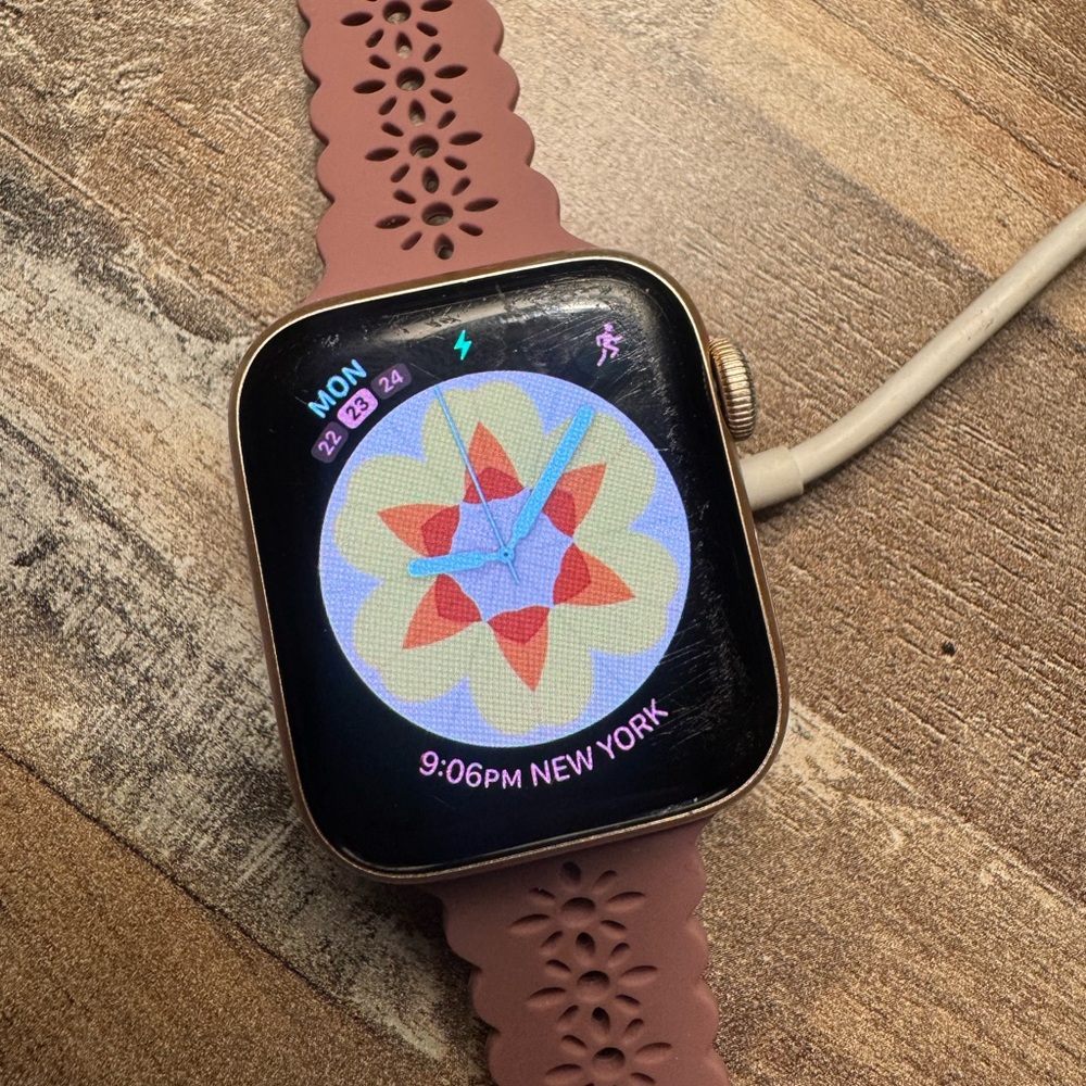 Apple Watch SE GPS, 40mm